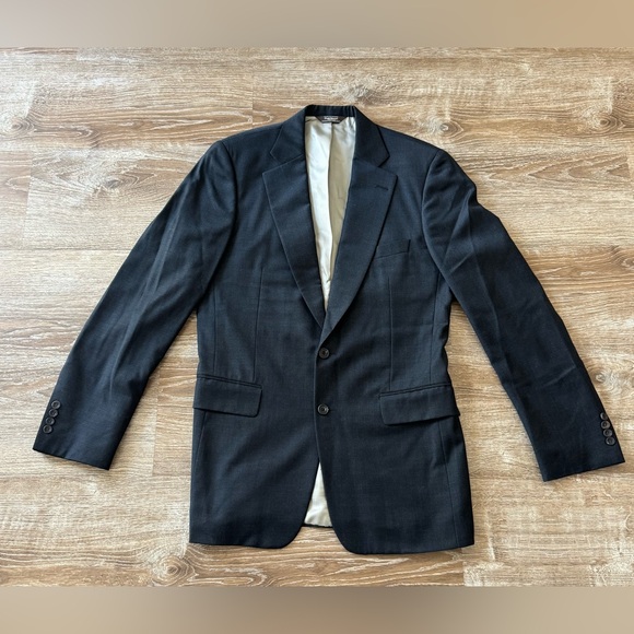Paul Stuart Other - Paul Stuart Super 120s Lightweight Wool Suit